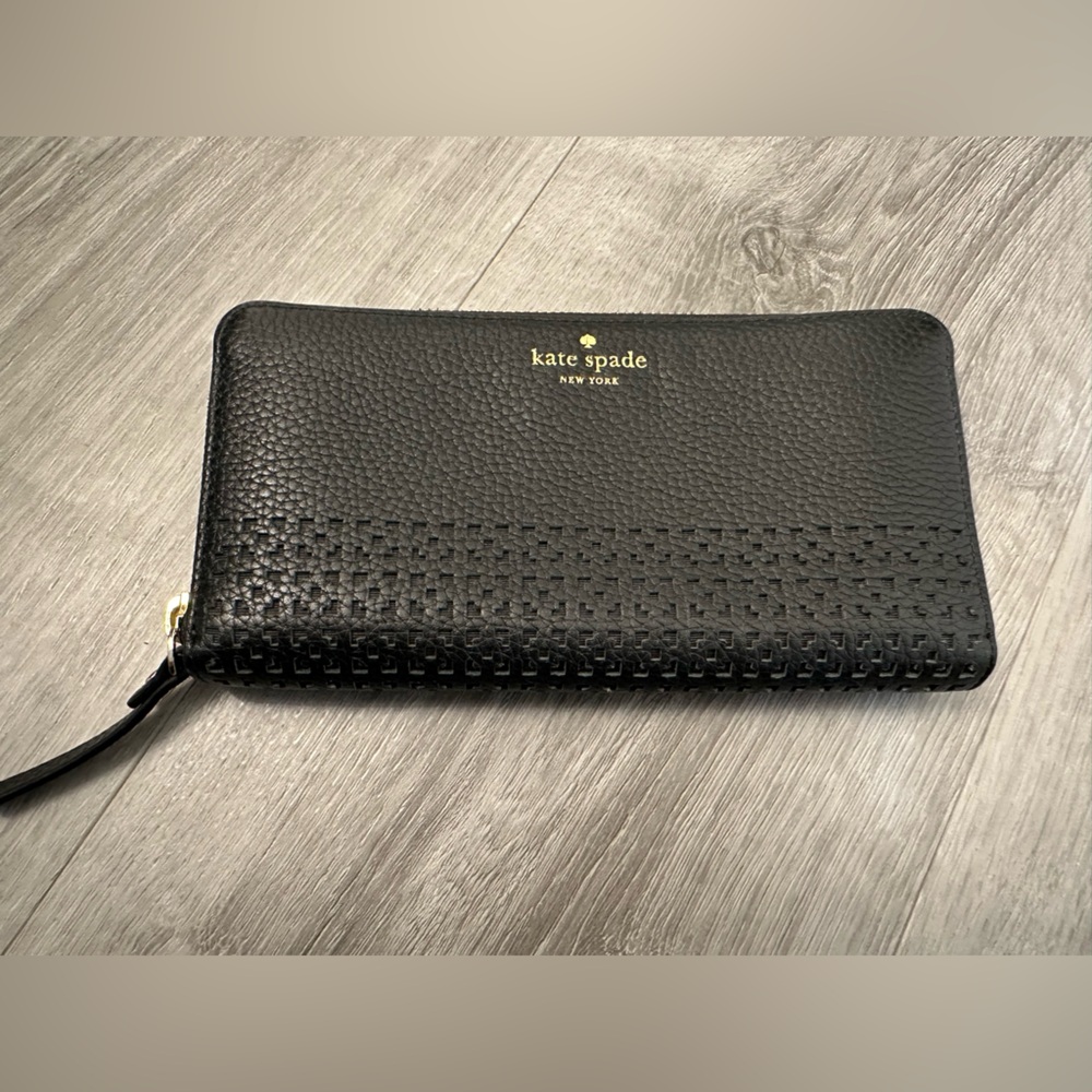 kate spade black pebbled leather large continental wallet with woven detail